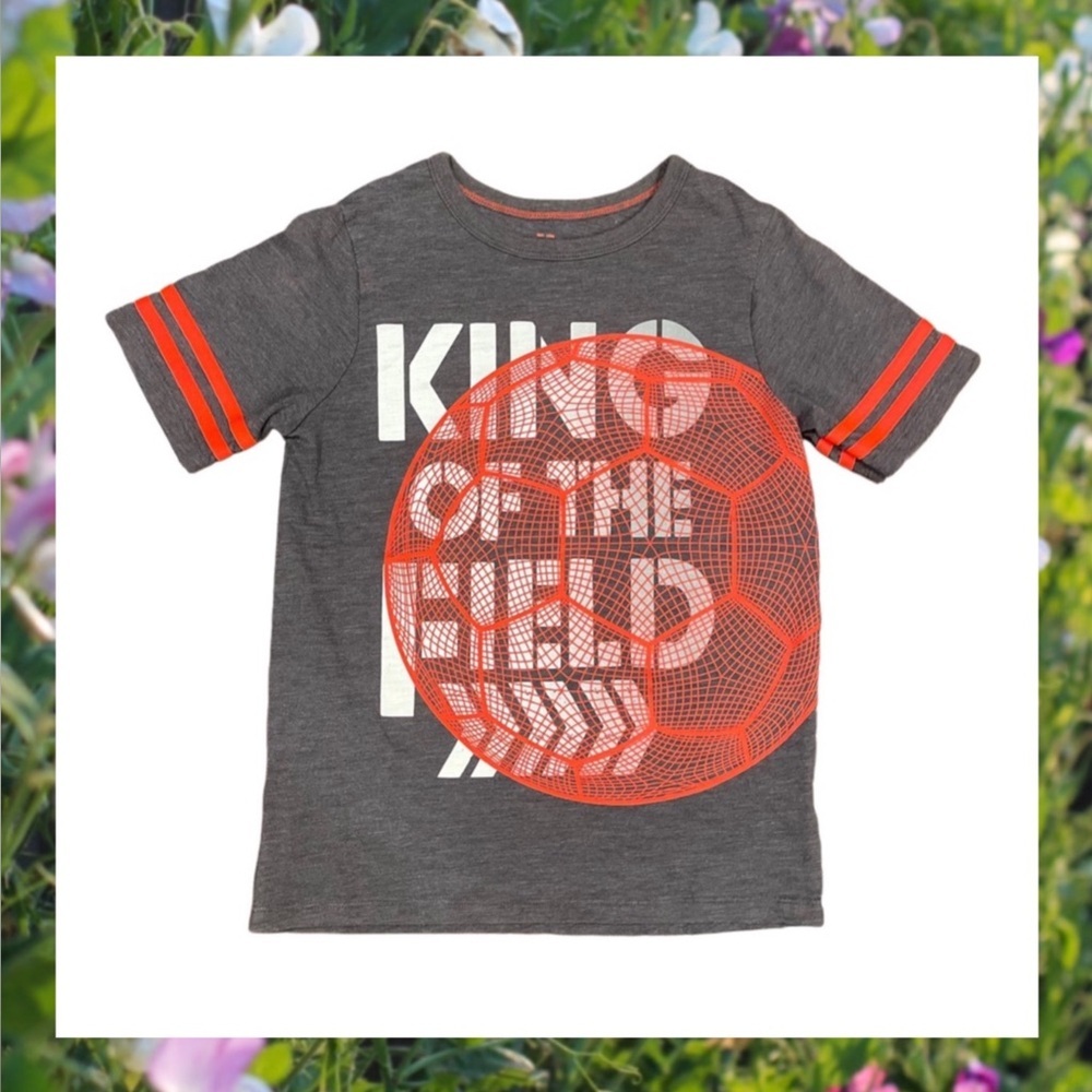 OSHKOSH B'Gosh Boy's Gray & Orange King of the Field Soccer T-Shirt. Size 8